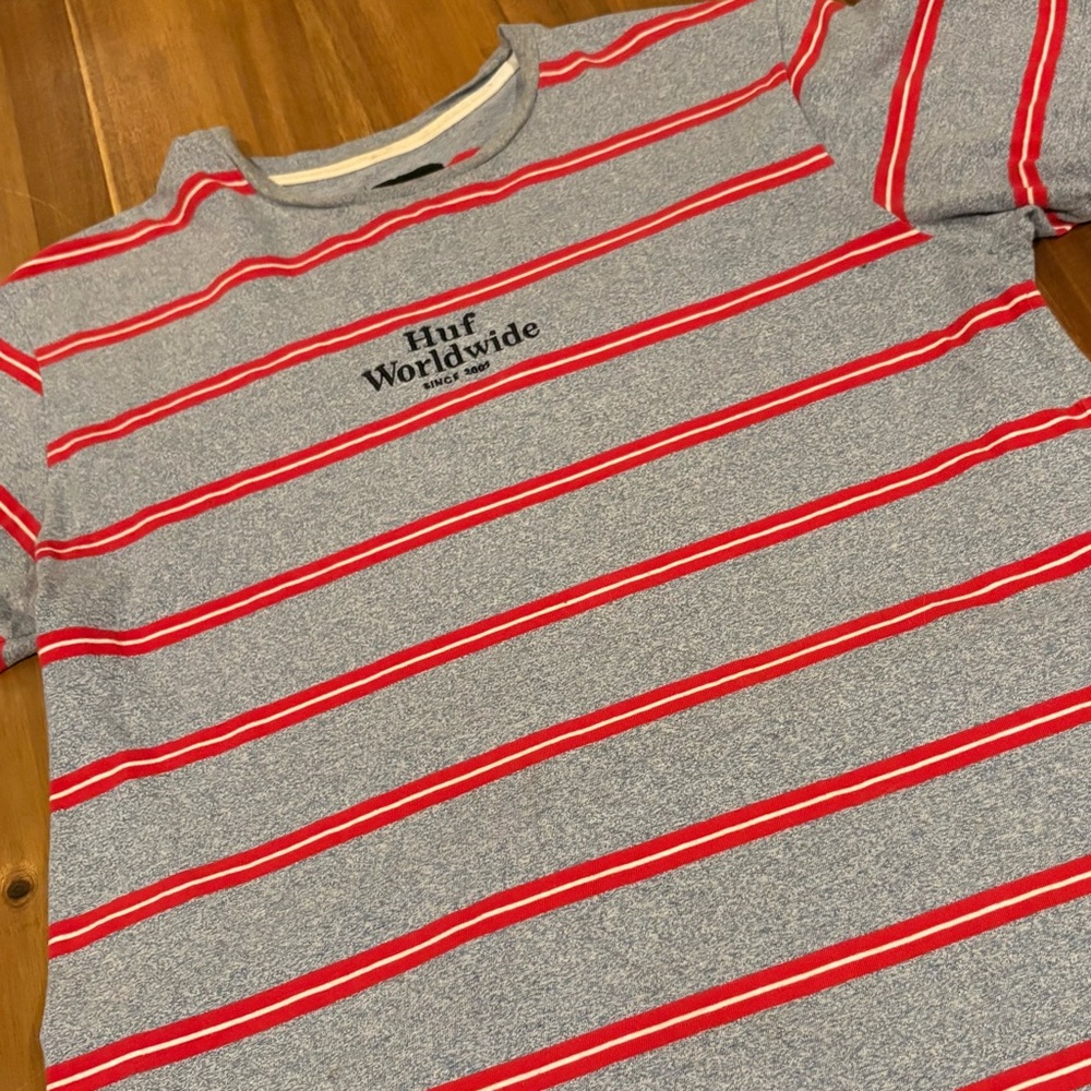 🛹 HUF Worldwide Striped T-Shirt - Large